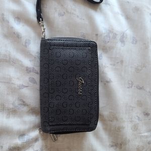 Guess Wristlet Wallet